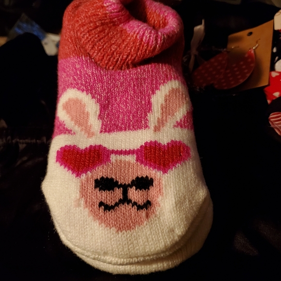 Valentine's Day Jewelry And Accessories - Picture 9 of 10